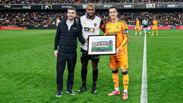 1735946764485034417.jpg 1735946635038.jpg