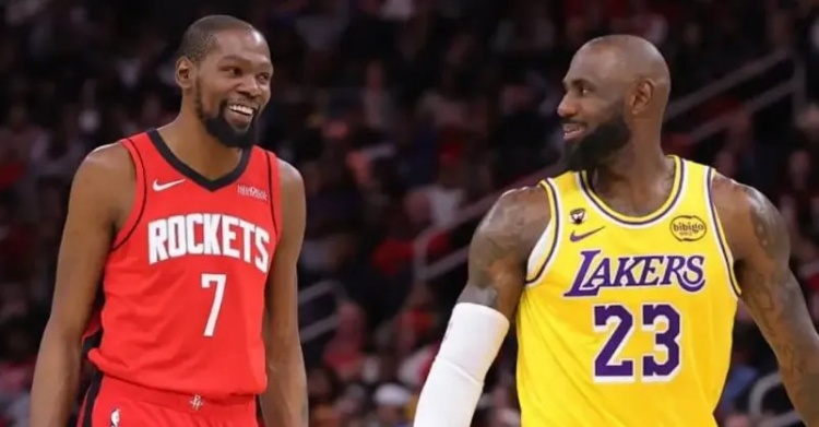 开云体育-季后赛首轮:老对手,物是人非